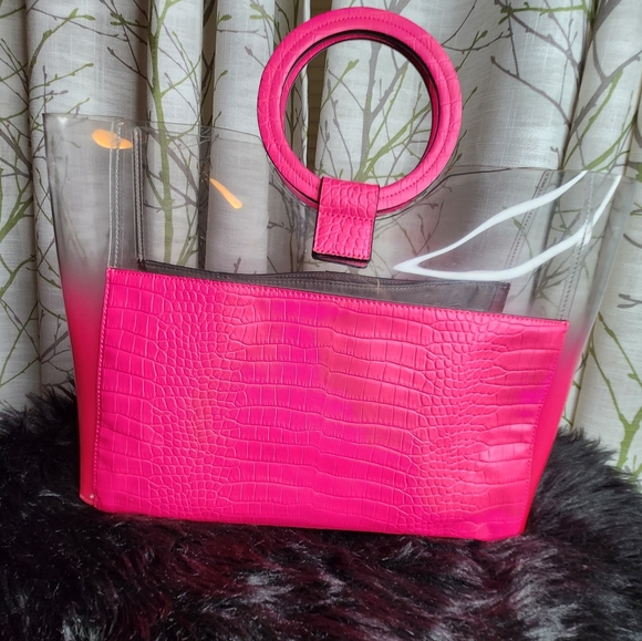 Vince Camuto barbie purse - Picture 5 of 10